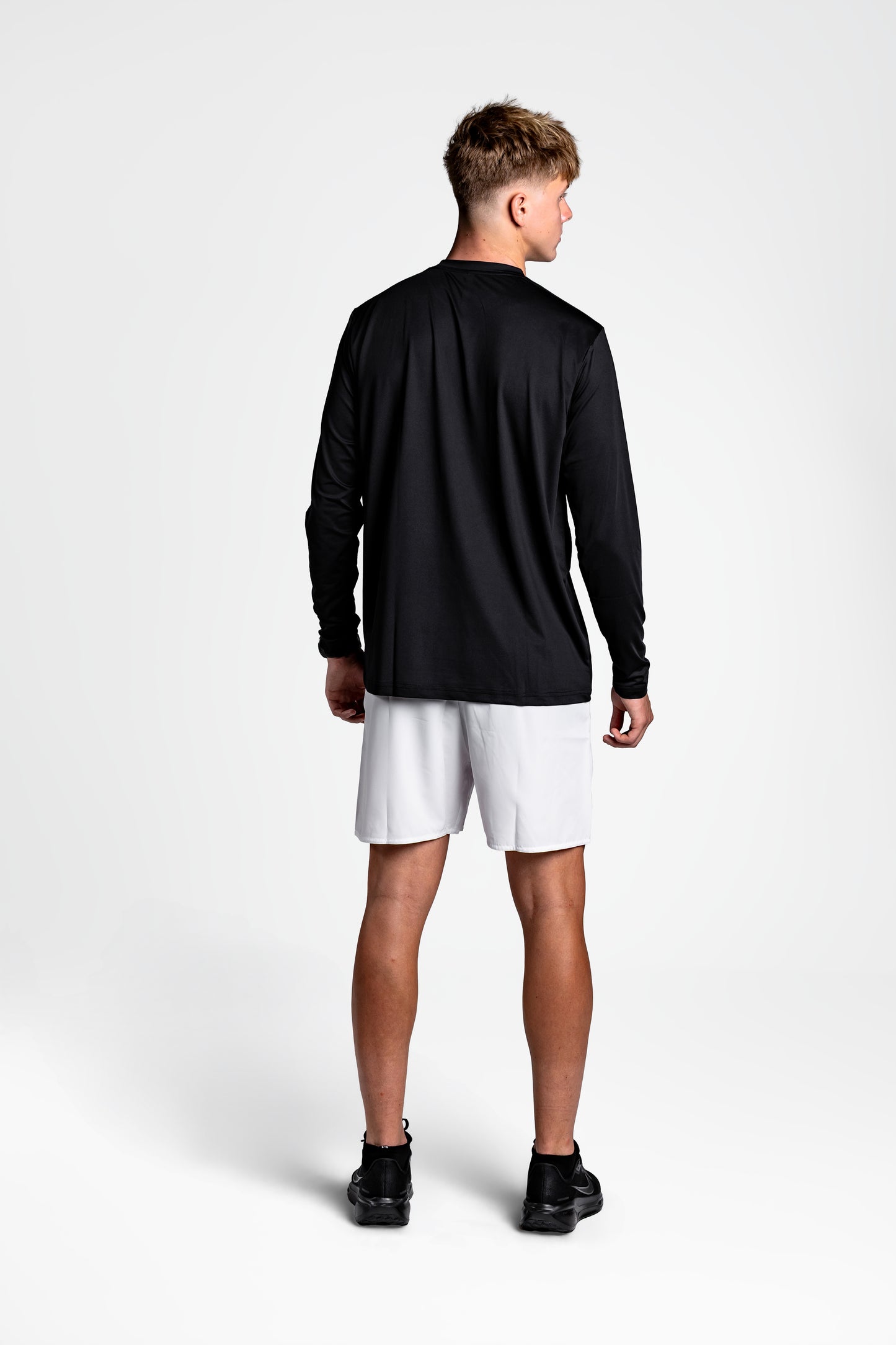 Black Essentials Long Sleeve