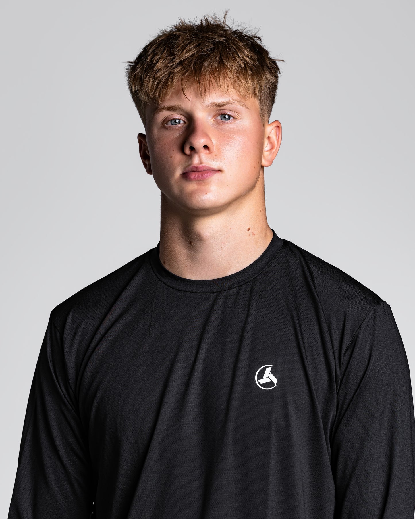 Black Essentials Long Sleeve